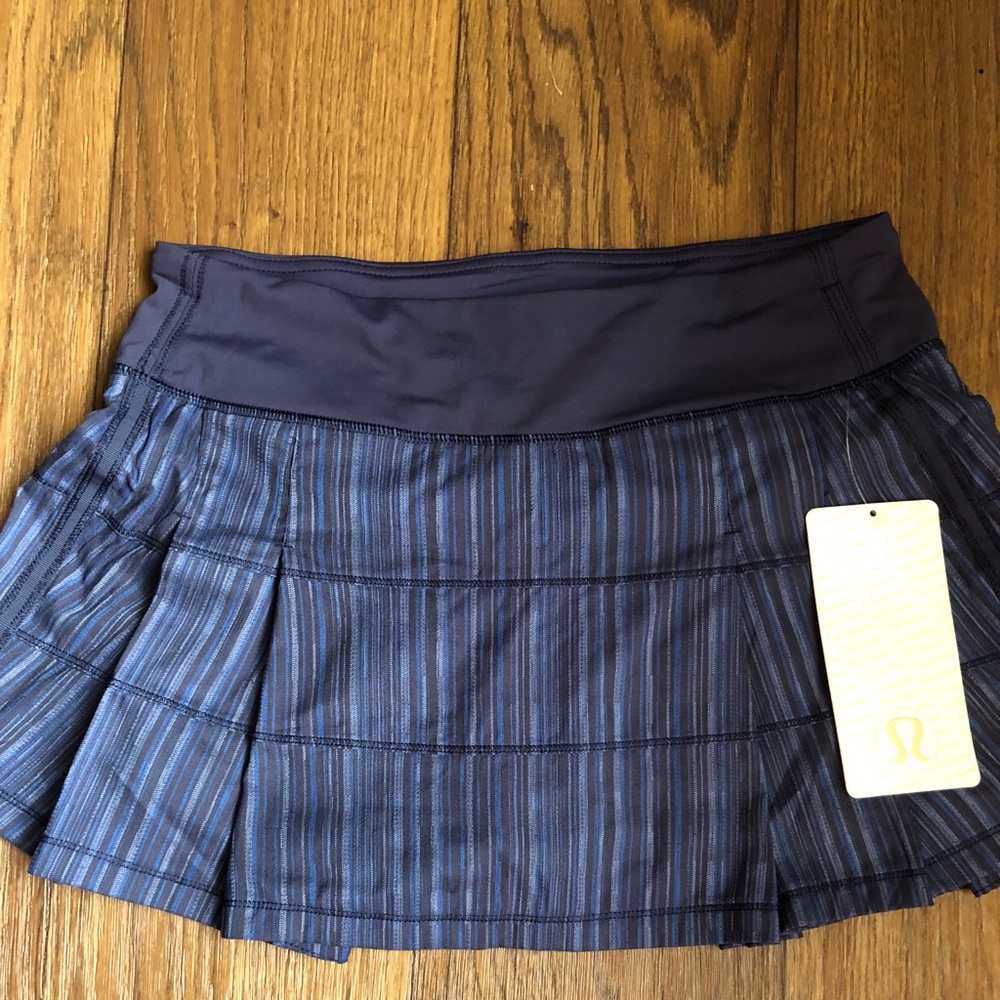 A cute Lululemon pace rival skirt! 💕